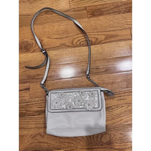 Liz Claiborne Silver Embellished Flowers Purse Silver Hardware Faux Leather y2k - Picture 1 of 8